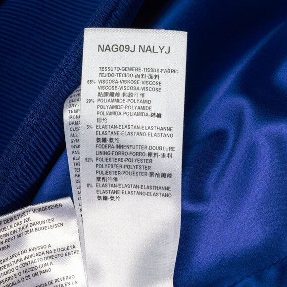 Giorgio Armani Cobalt-Blue Ribbed-Knit Blazer - Picture 11 of 11